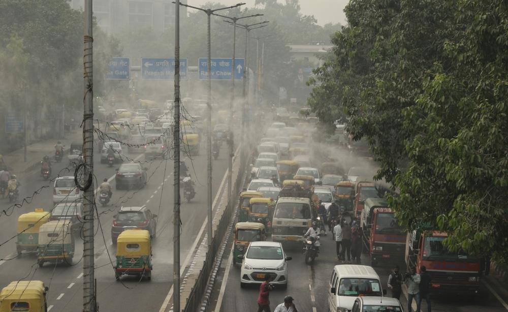 The Weekend Leader - Delhi's AQI settles at 330